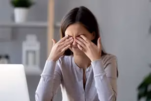 Olho seco devido ao teletrabalho? Olho seco devido ao teletrabalho?